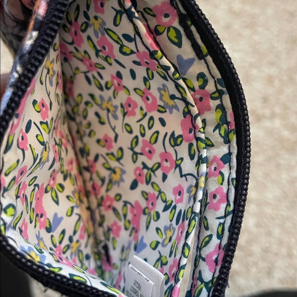 Vera Bradley Navy Floral Butterfly Zip ID Case Keychain - Picture 5 of 5